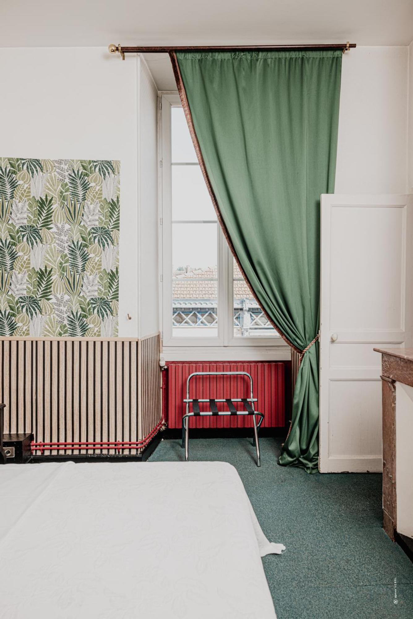 Hotel Moderne Et Pigeon ليمو المظهر الخارجي الصورة