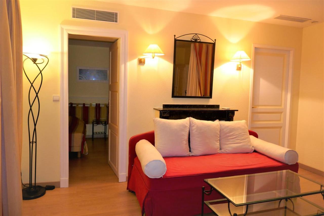 Hotel Moderne Et Pigeon ليمو المظهر الخارجي الصورة